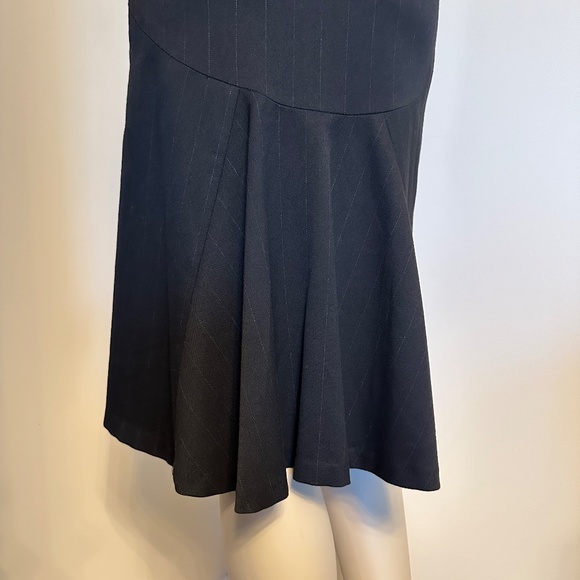 Tristan pencil peplum skirt - Picture 5 of 9